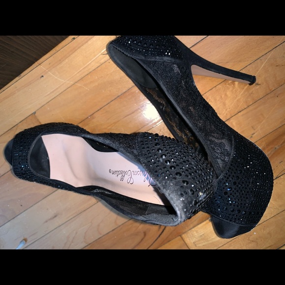 Black heels - Picture 2 of 3